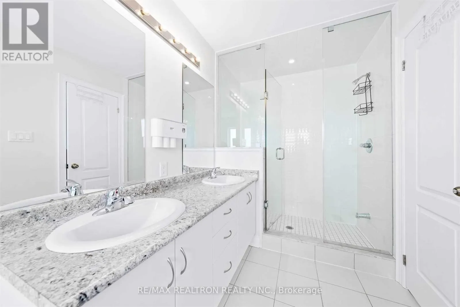 1172 PEELAR CRESCENT