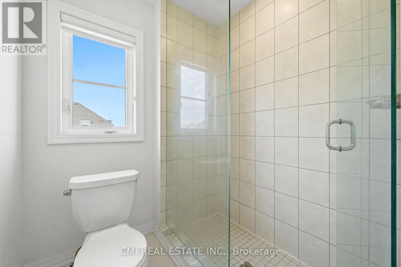 2 GEORGE ELLIS DRIVE