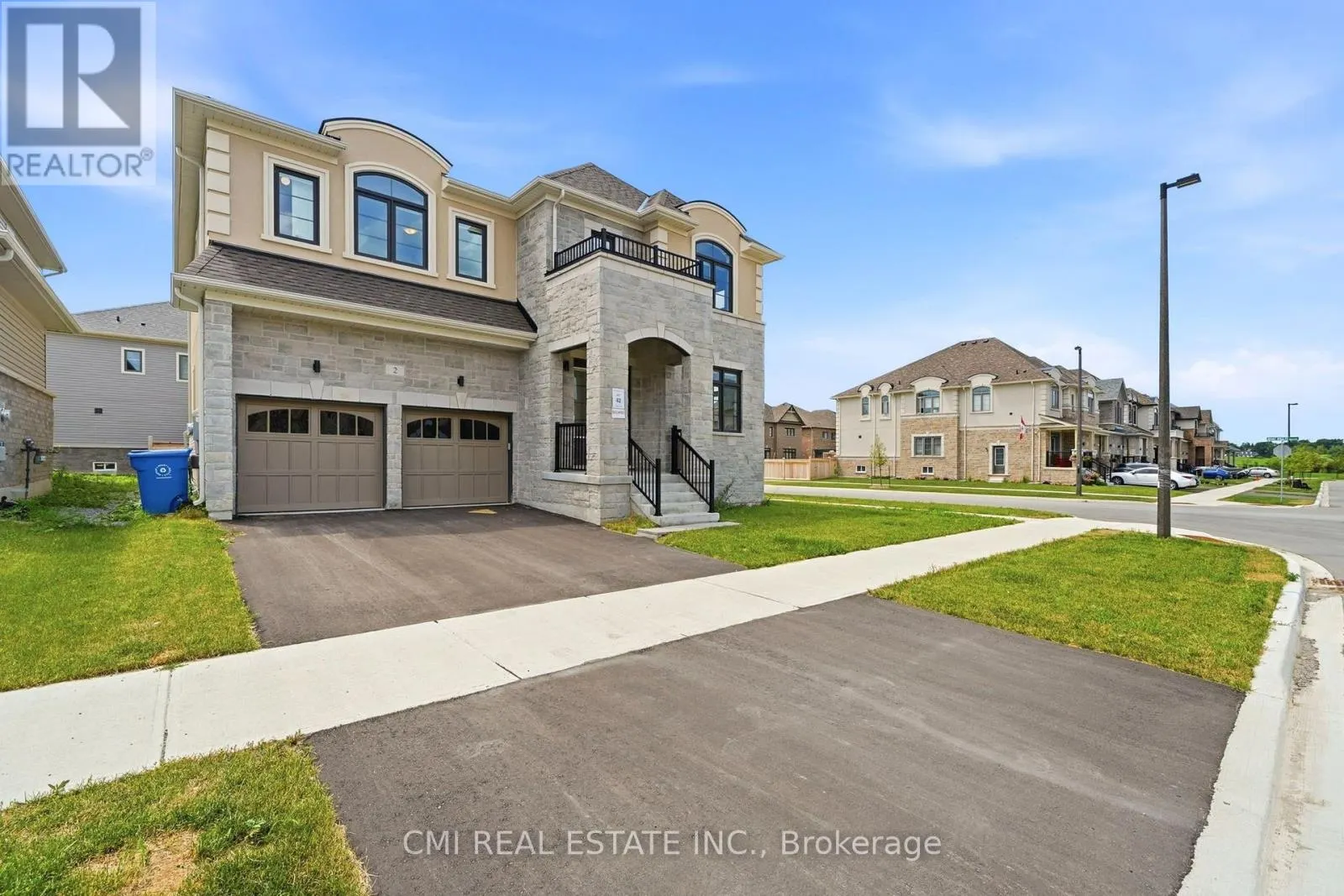 2 GEORGE ELLIS DRIVE