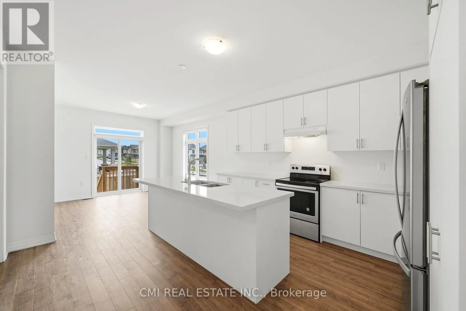2 GEORGE ELLIS DRIVE
