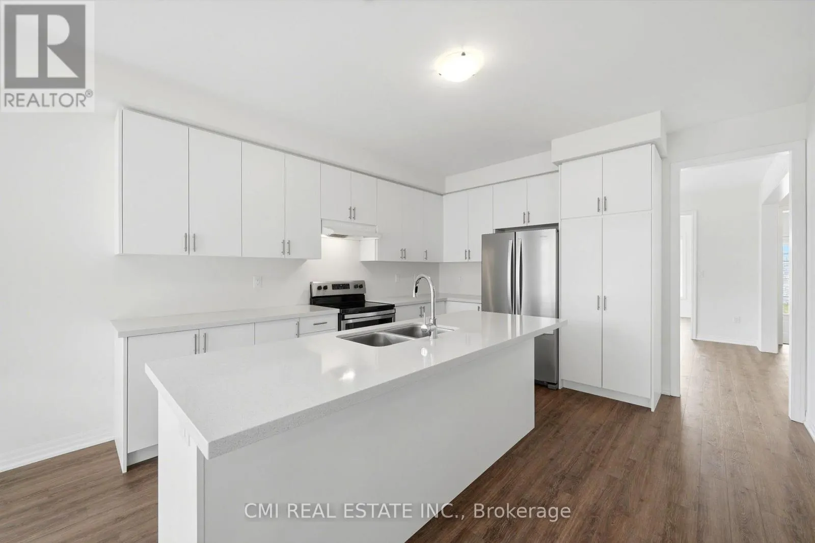 2 GEORGE ELLIS DRIVE