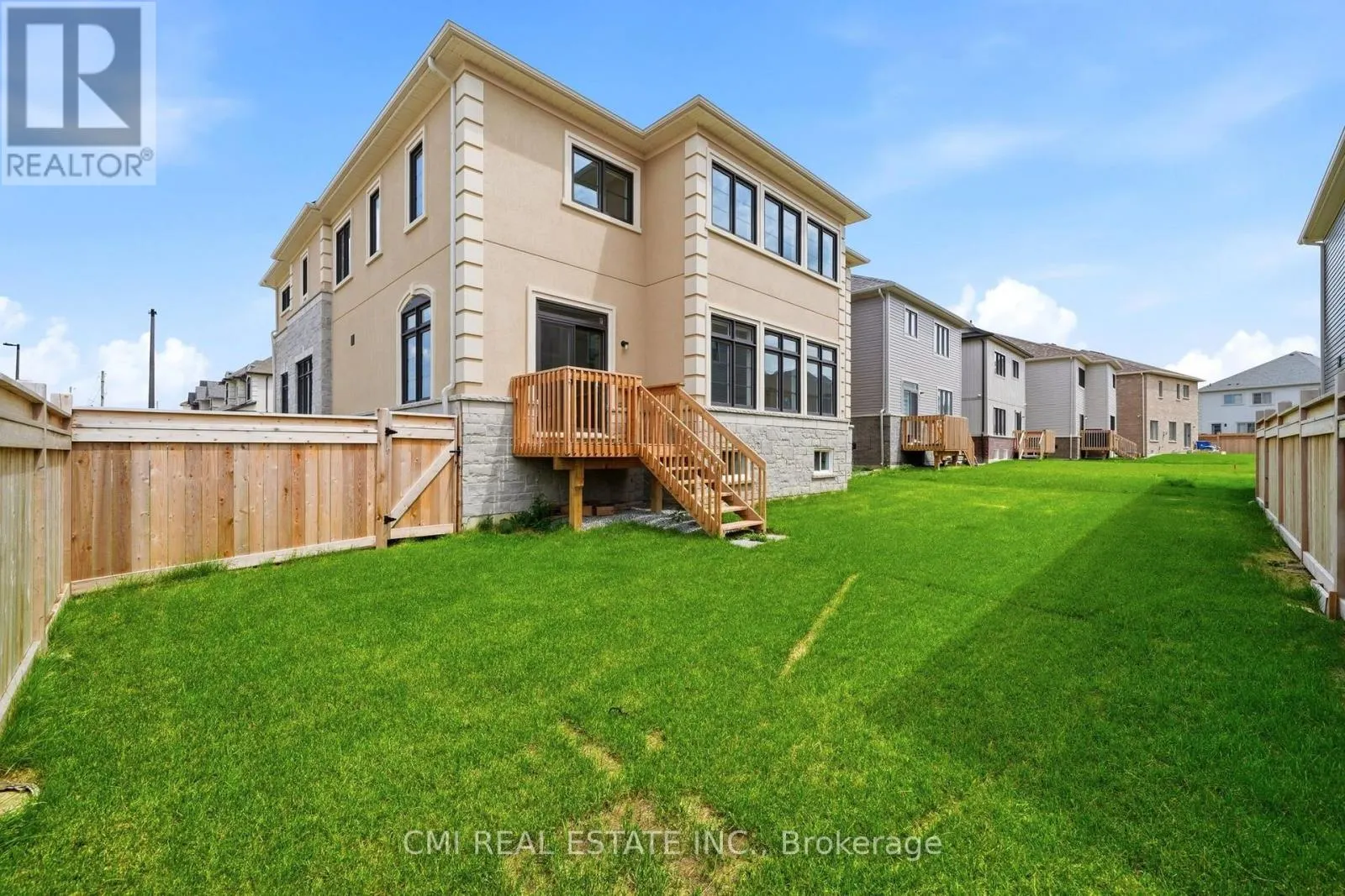 2 GEORGE ELLIS DRIVE