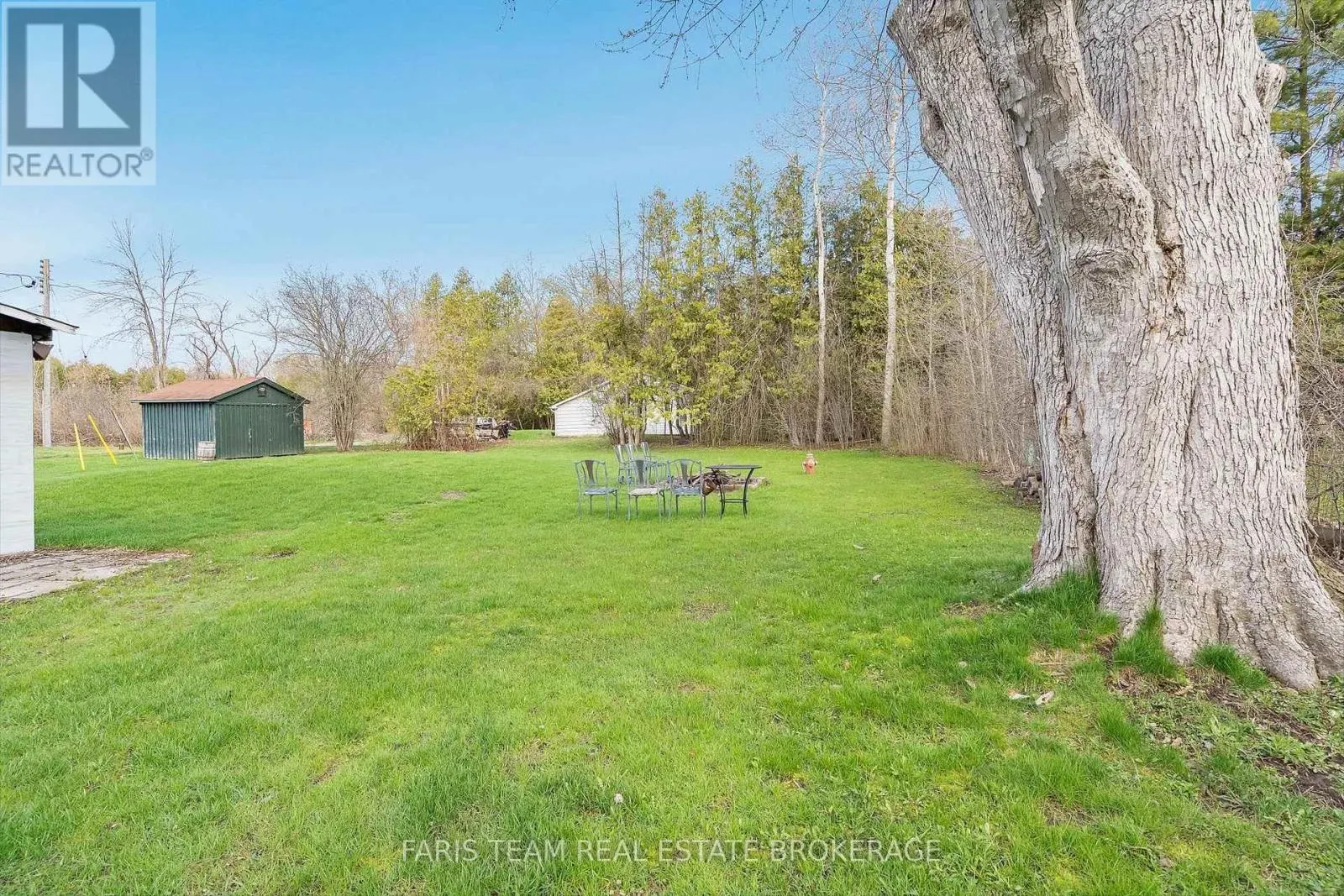 1417 MAPLE WAY