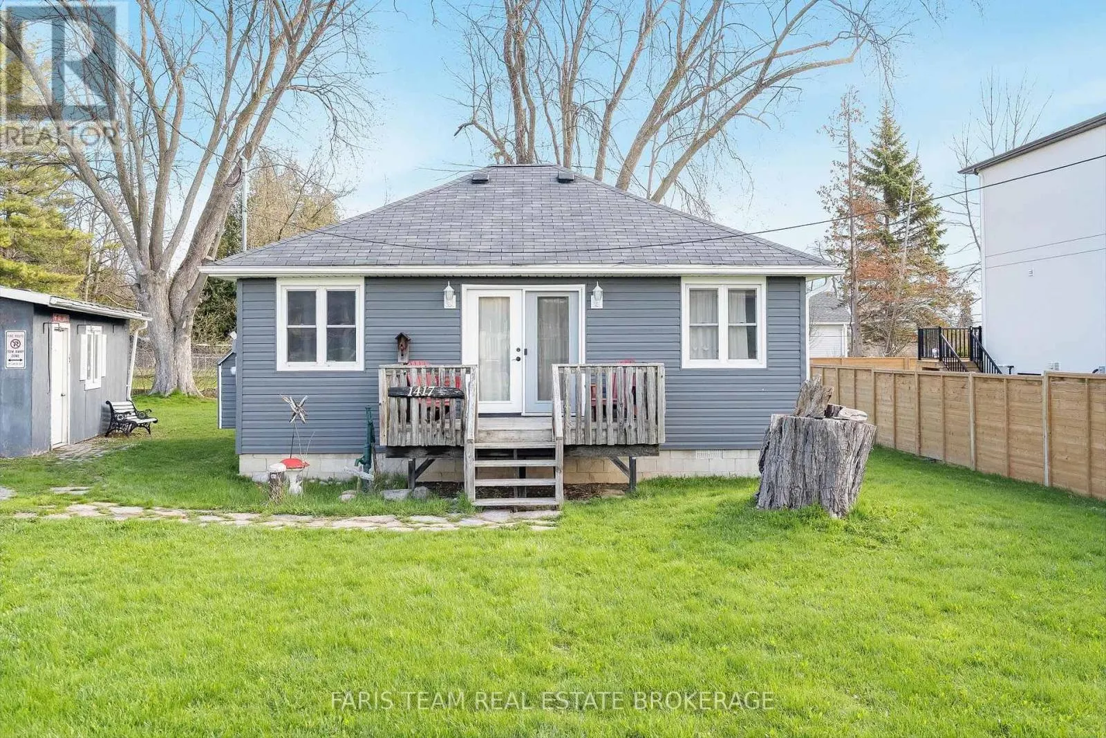 1417 MAPLE WAY