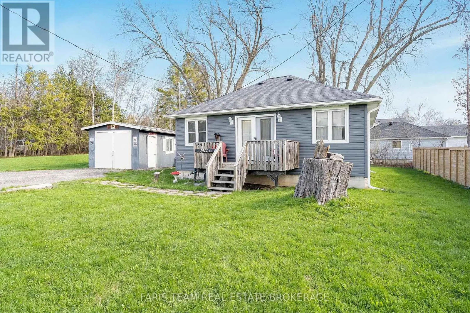 1417 MAPLE WAY