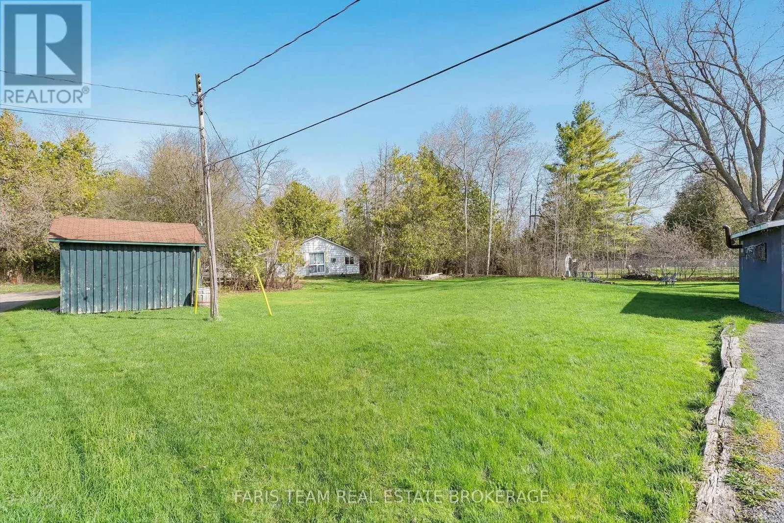 1417 MAPLE WAY