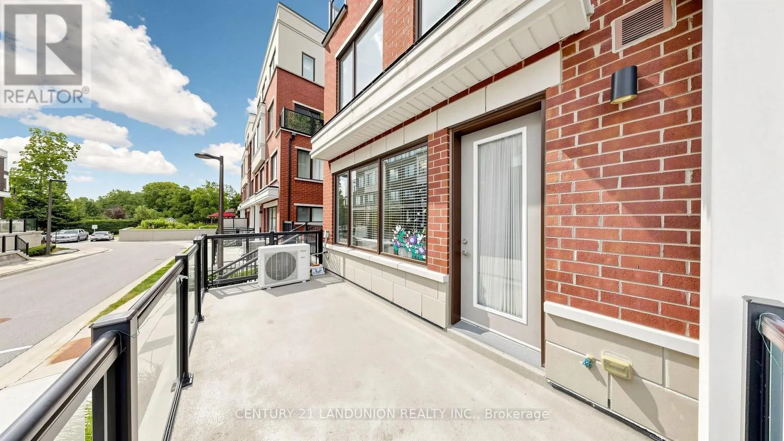 107 - 600 ALEX GARDNER CIRCLE
