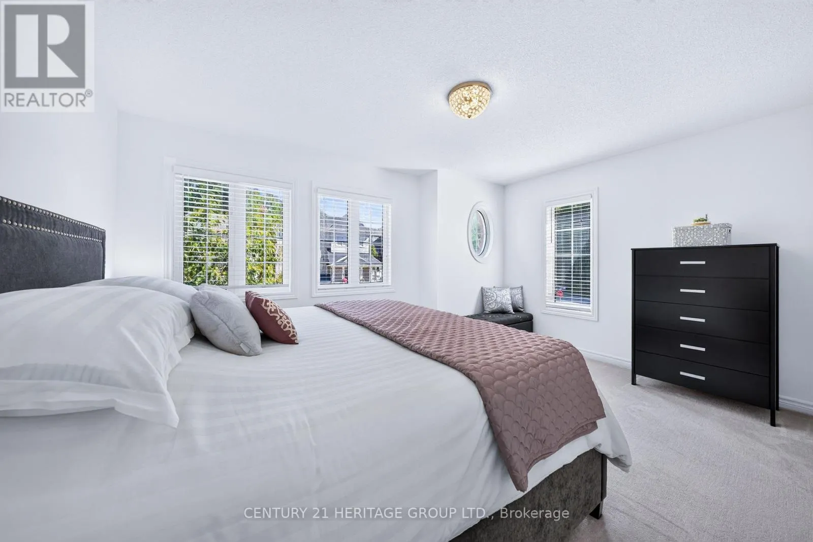 244 GORD CLELLAND GATE