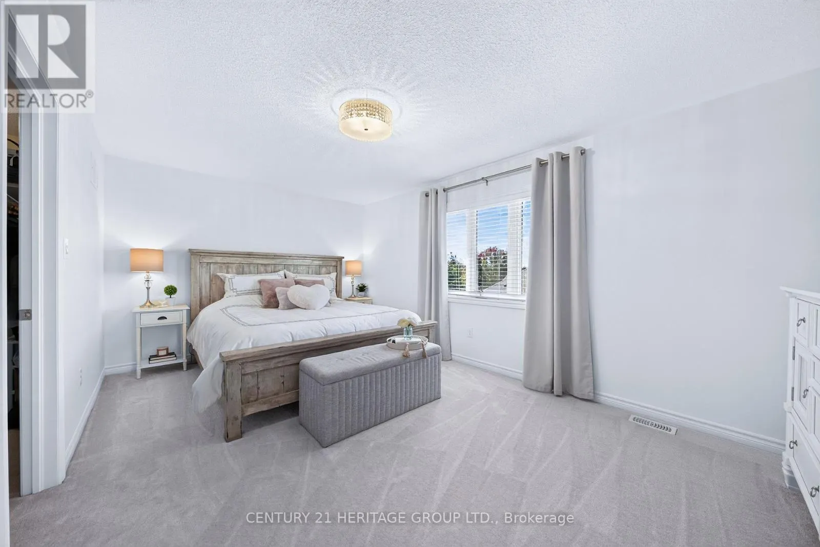 244 GORD CLELLAND GATE