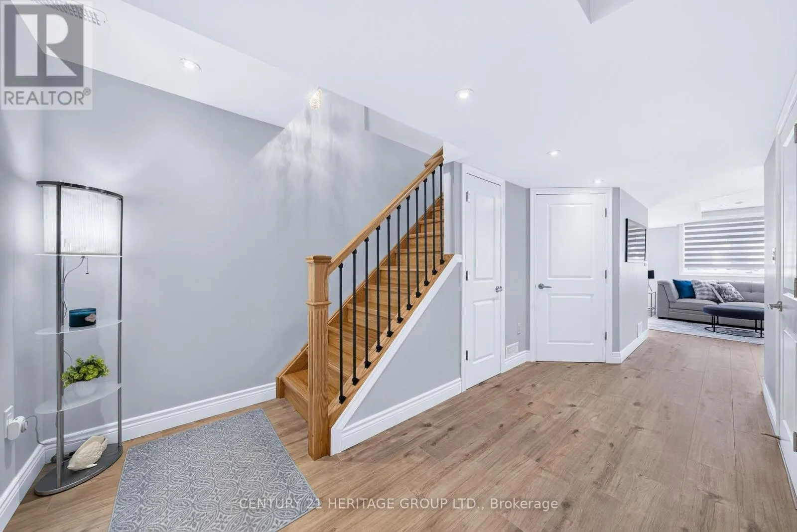 244 GORD CLELLAND GATE