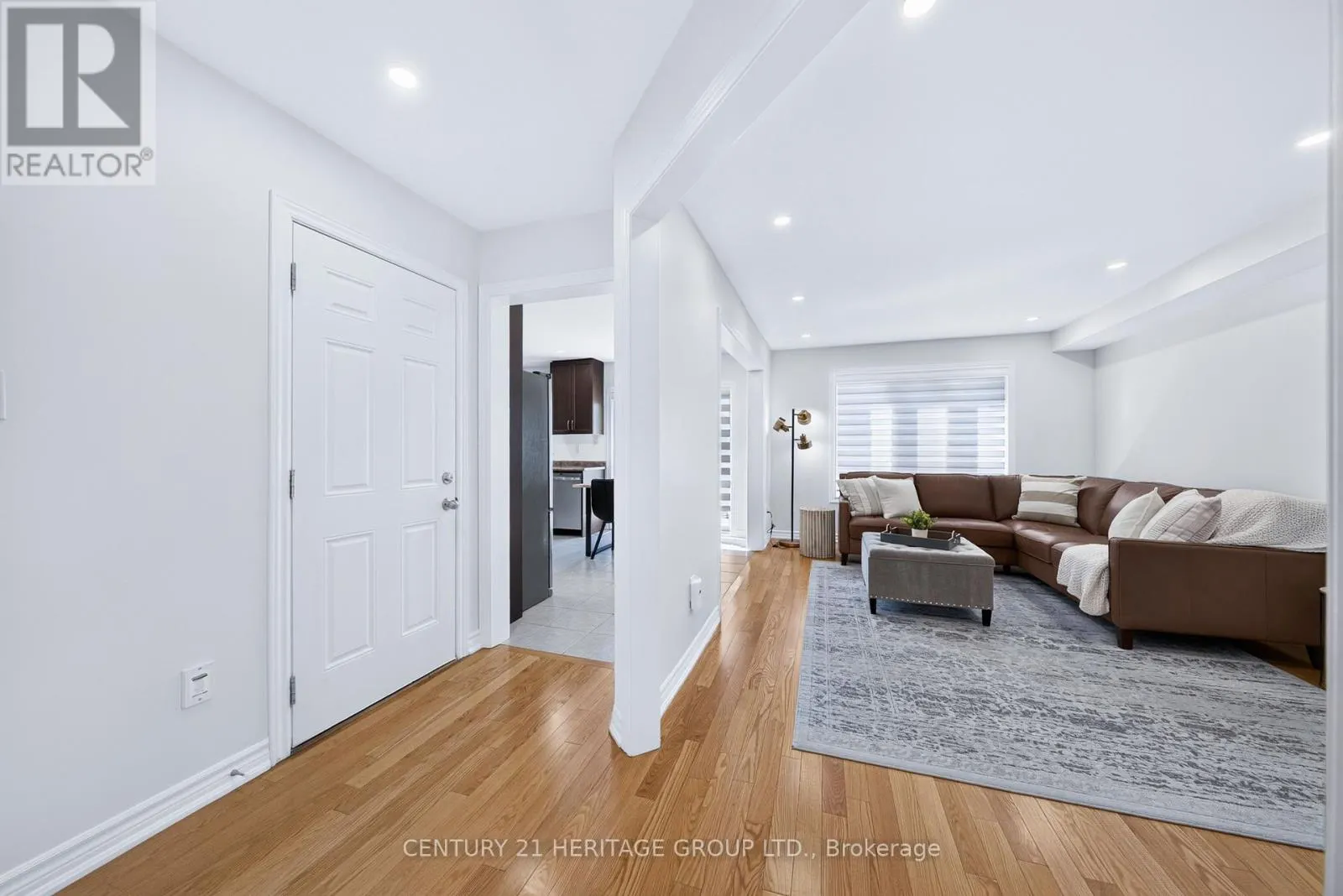 244 GORD CLELLAND GATE