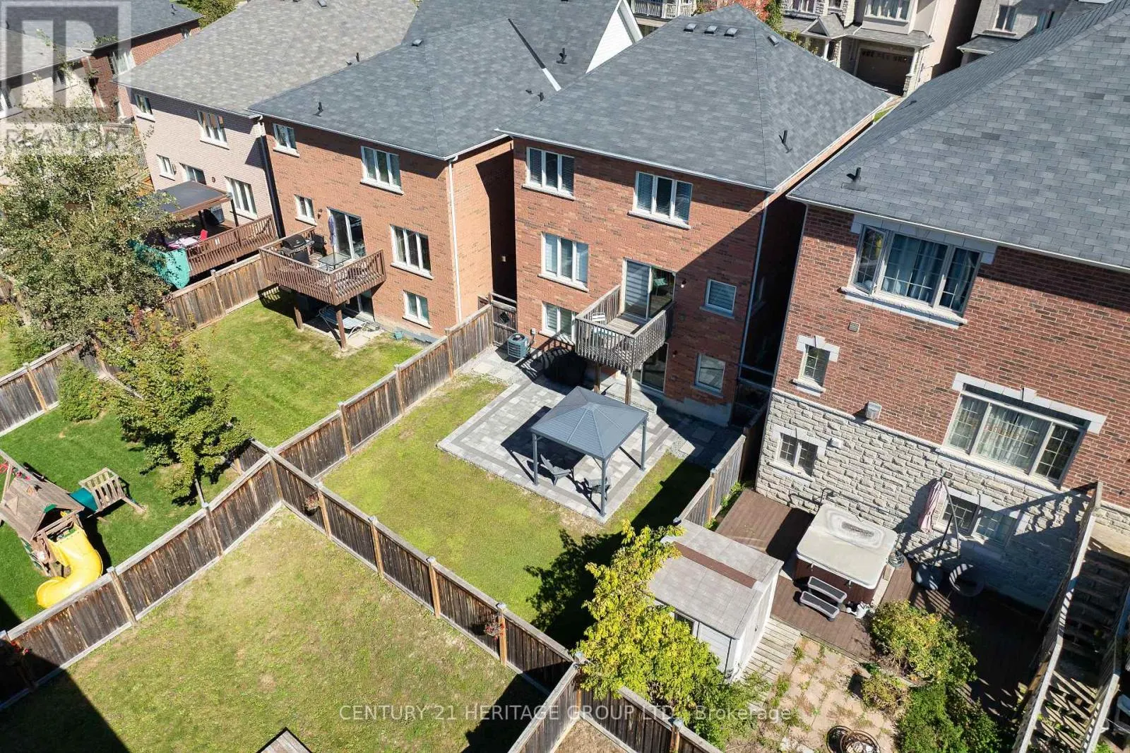 244 GORD CLELLAND GATE