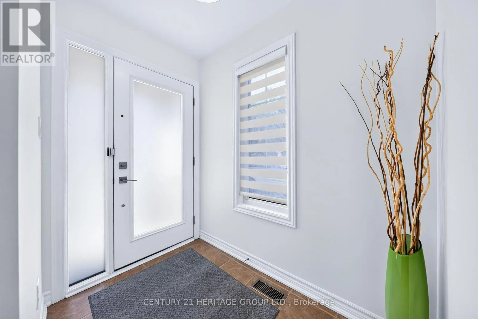 244 GORD CLELLAND GATE