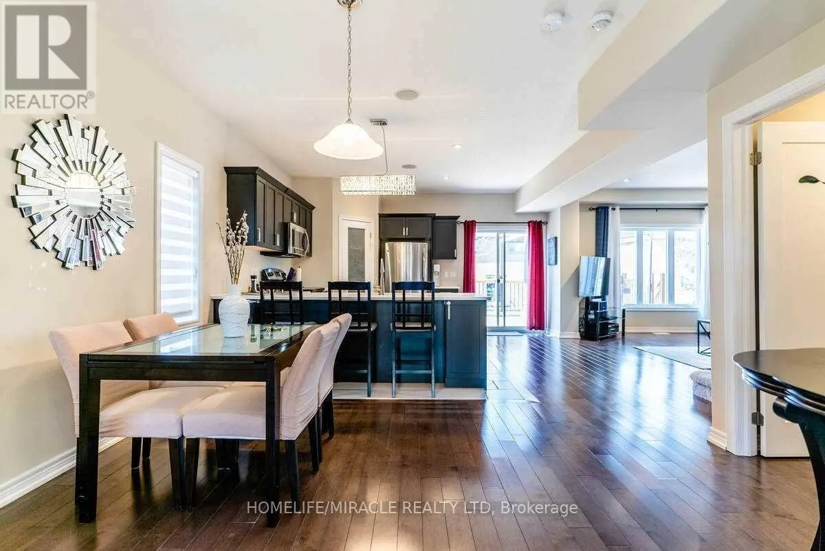 32 CARLETON TRAIL