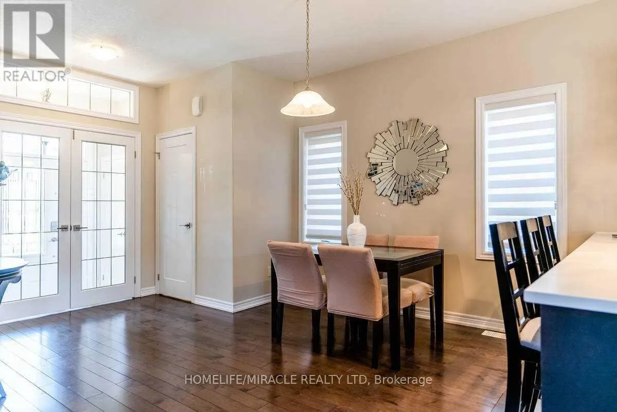 32 CARLETON TRAIL