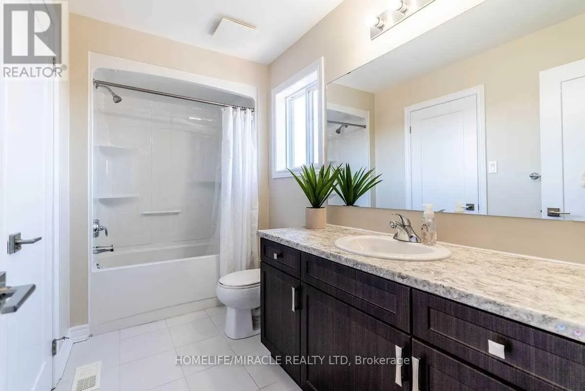32 CARLETON TRAIL