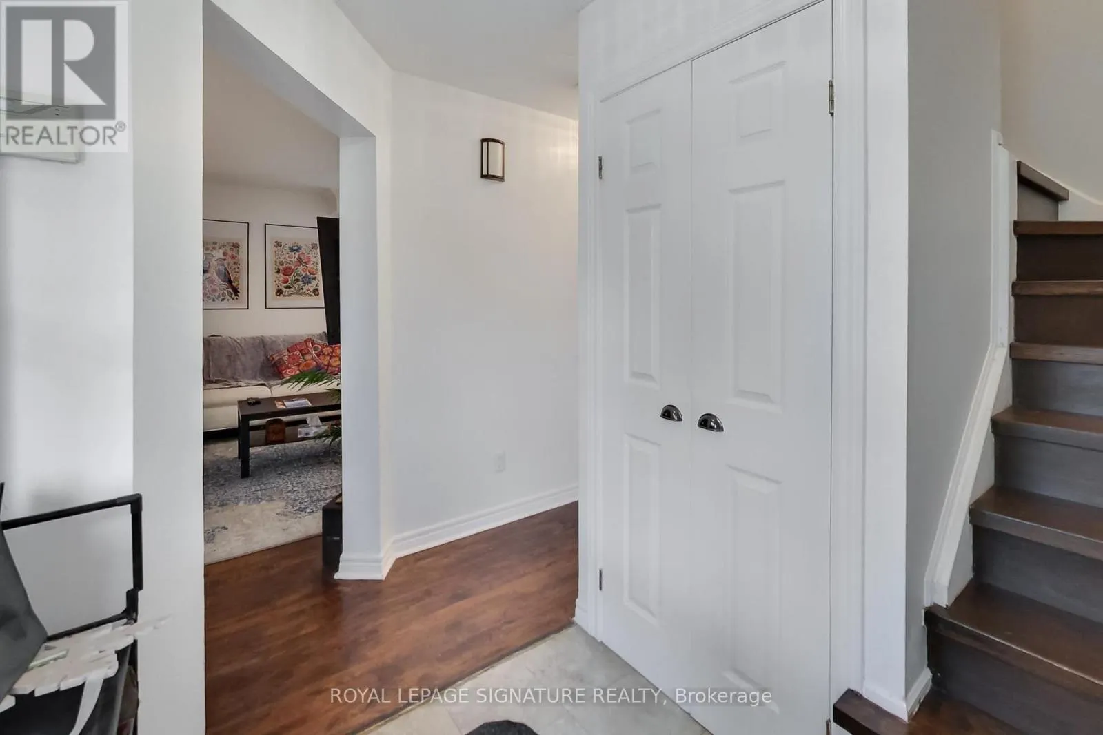 1204 BENSON STREET