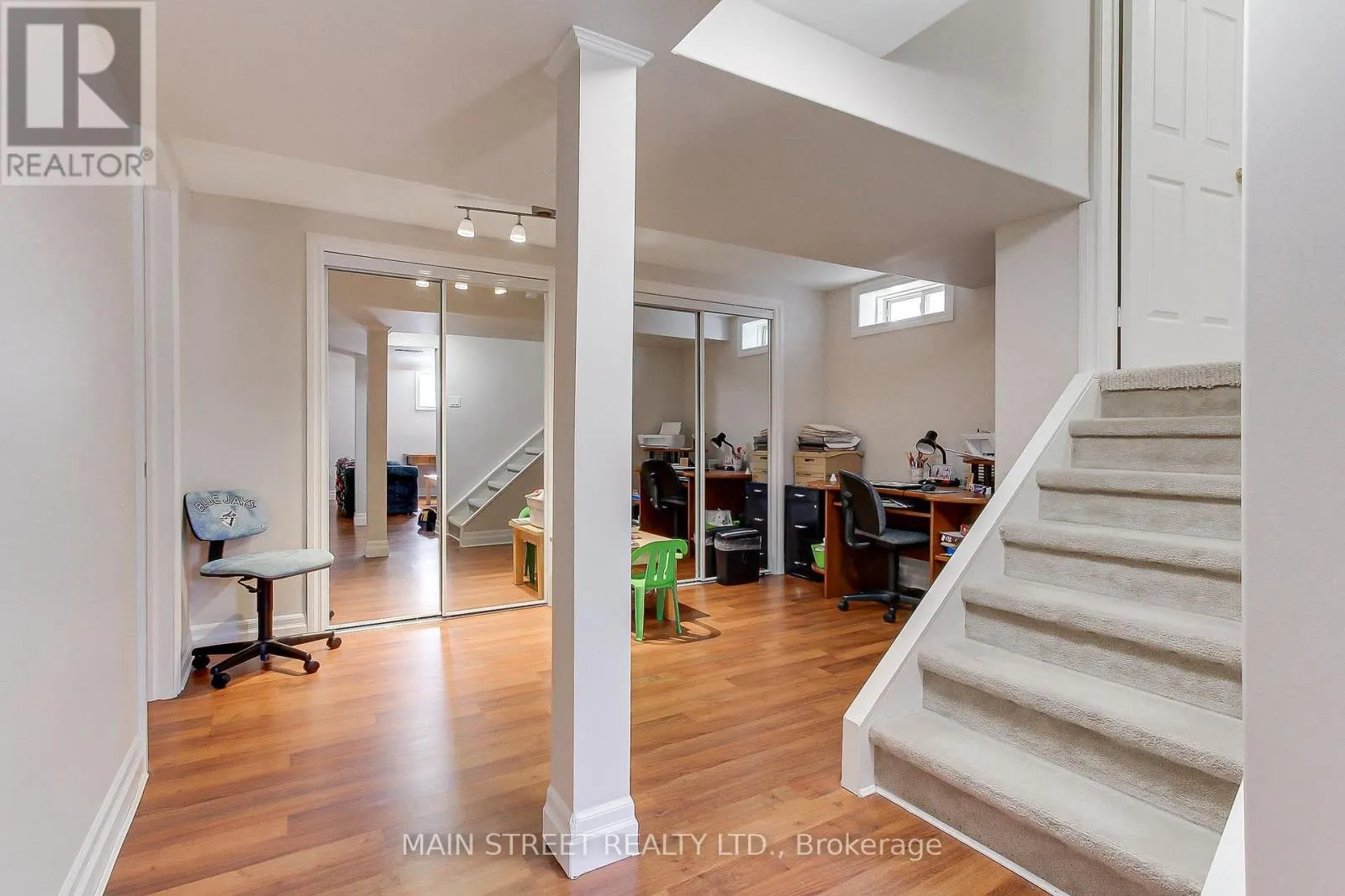 65 IAN DRIVE