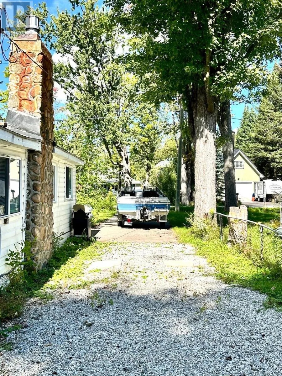 1119 POPLAR DRIVE