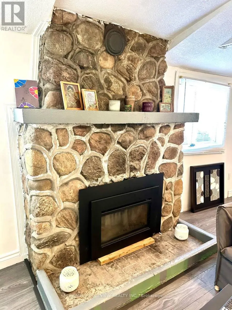 1119 POPLAR DRIVE