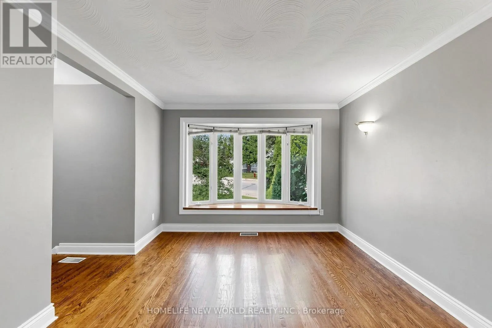 65 WALTER AVENUE