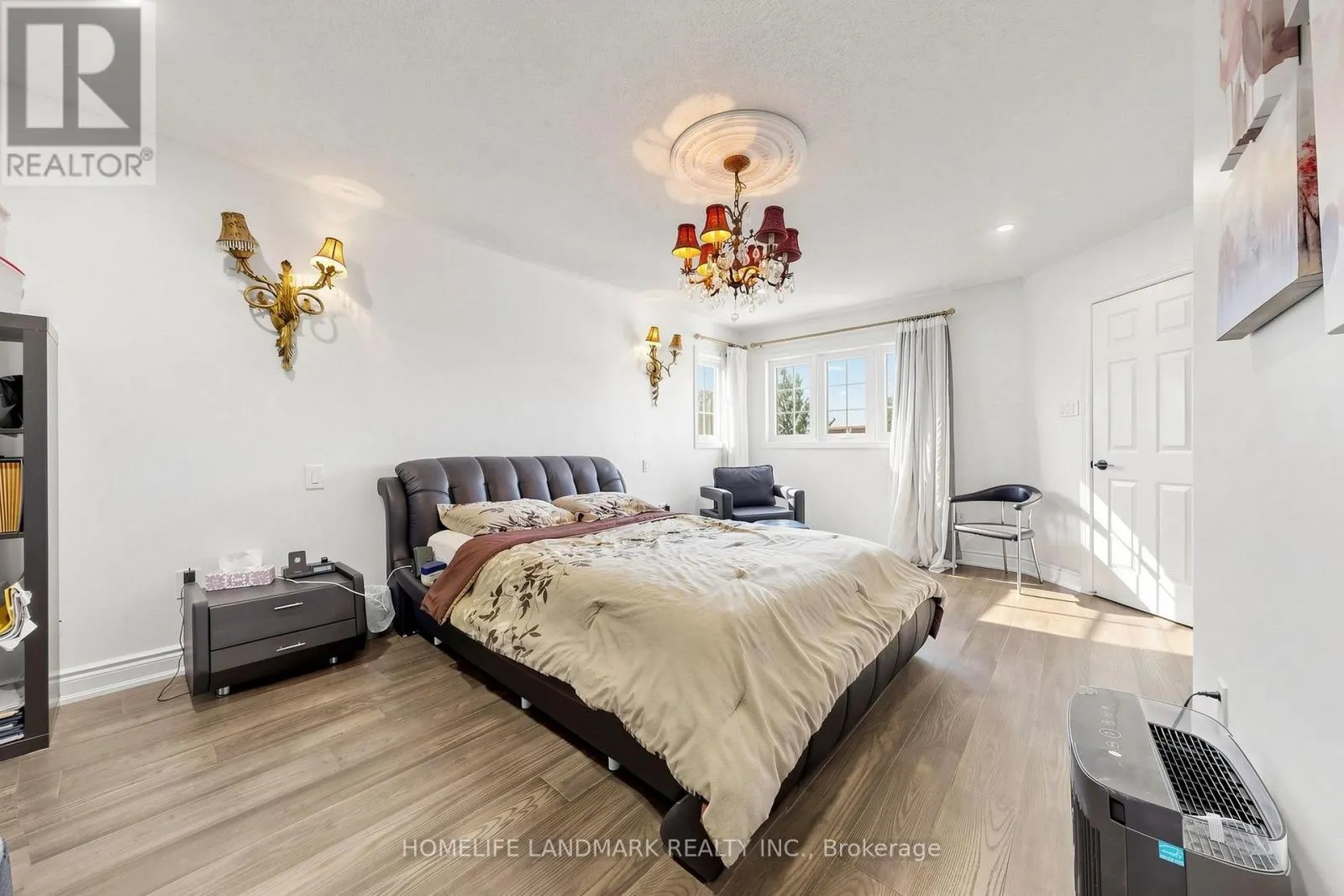 1 TRENT STREET