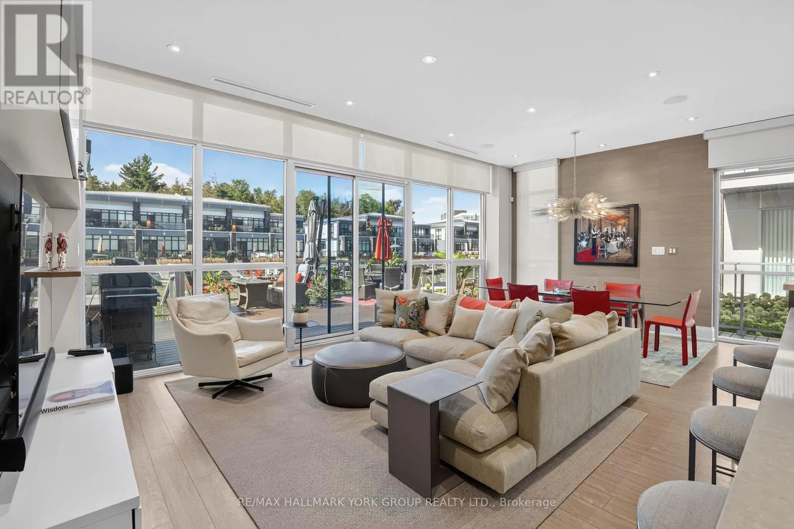 3764 FERRETTI COURT