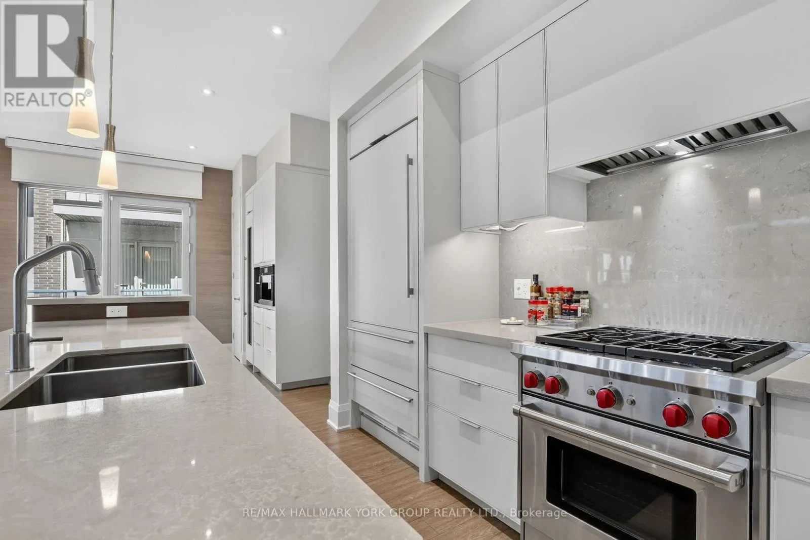 3764 FERRETTI COURT