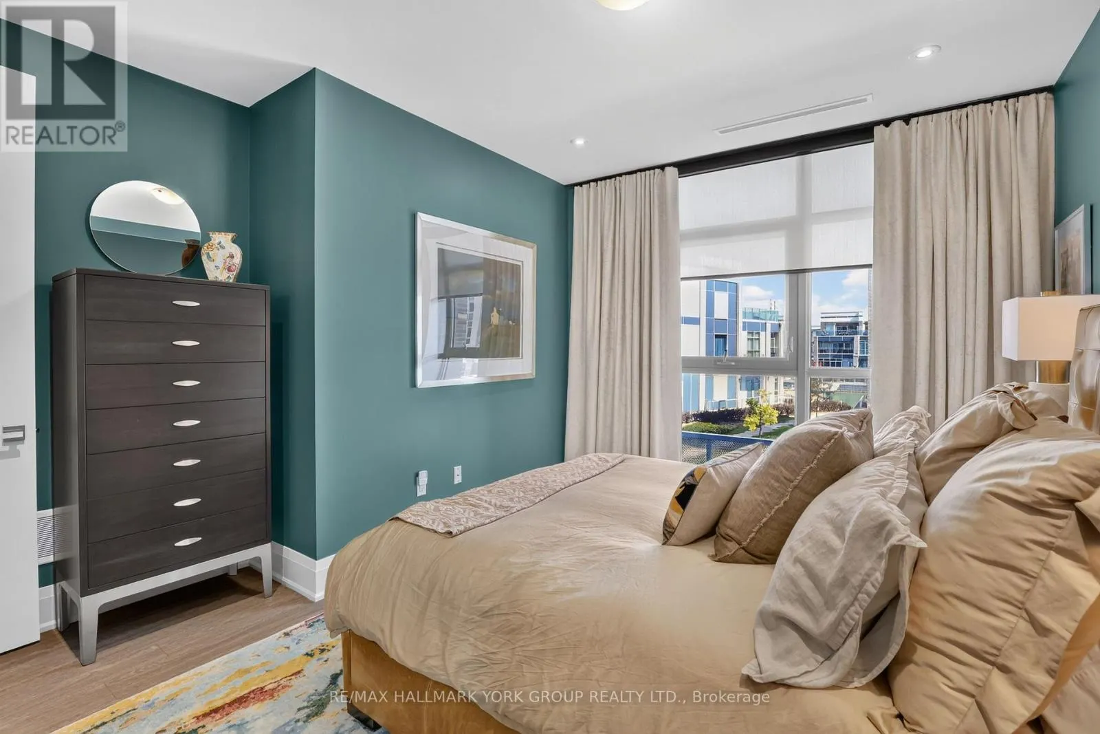 3764 FERRETTI COURT