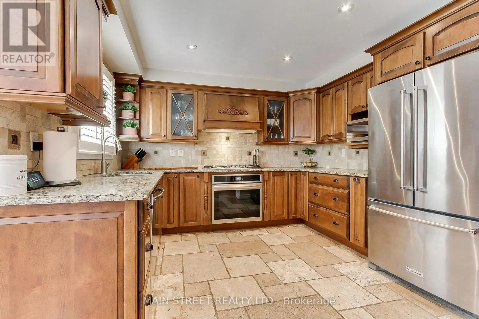 14 MCGEE CRESCENT