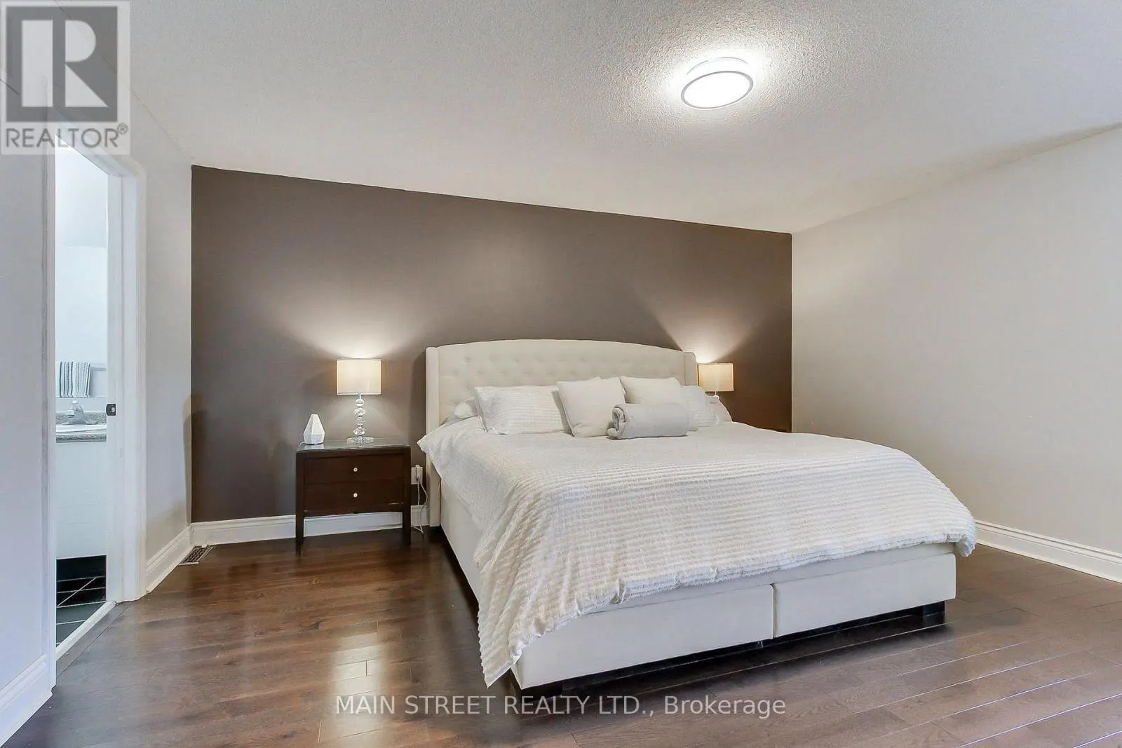 14 MCGEE CRESCENT