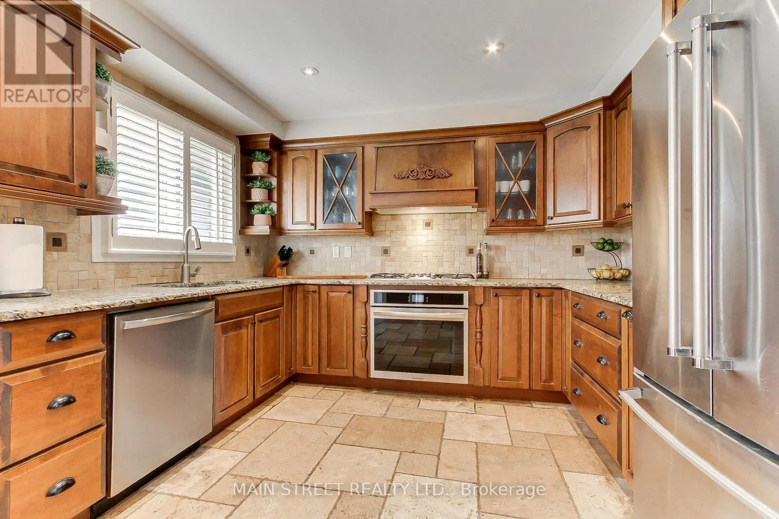 14 MCGEE CRESCENT