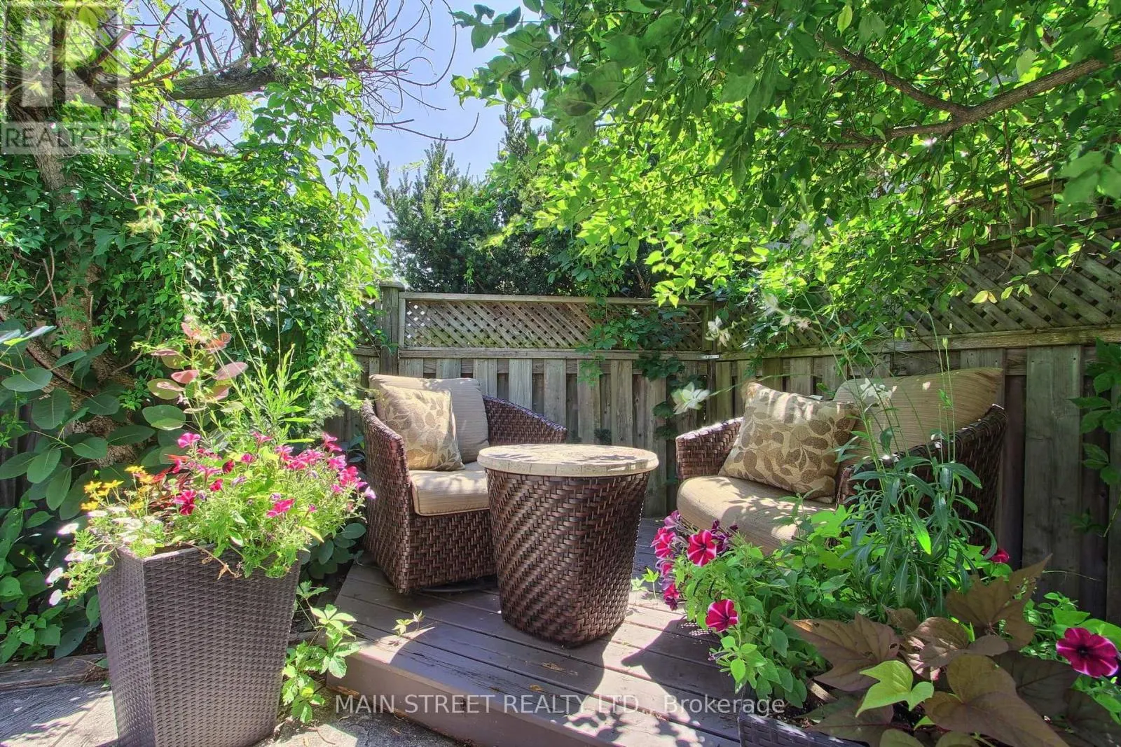 14 MCGEE CRESCENT