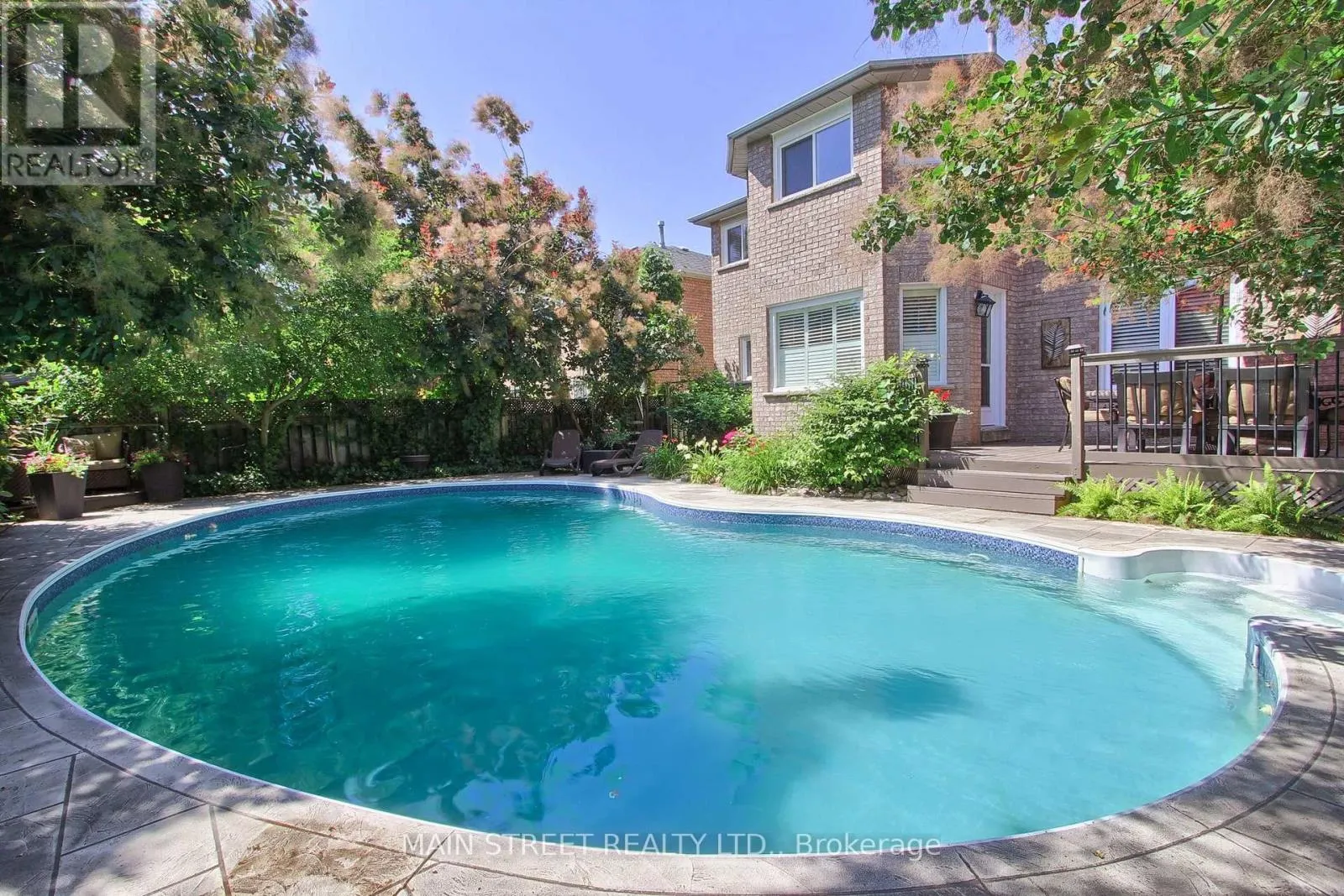 14 MCGEE CRESCENT