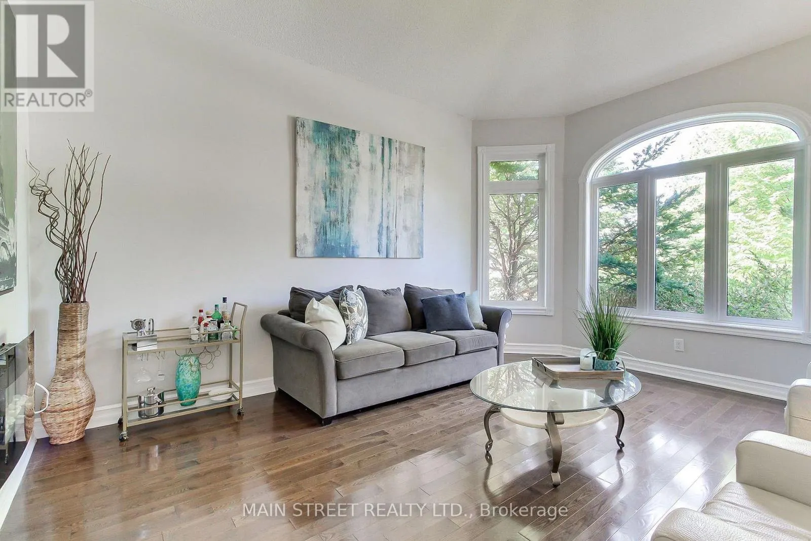 14 MCGEE CRESCENT