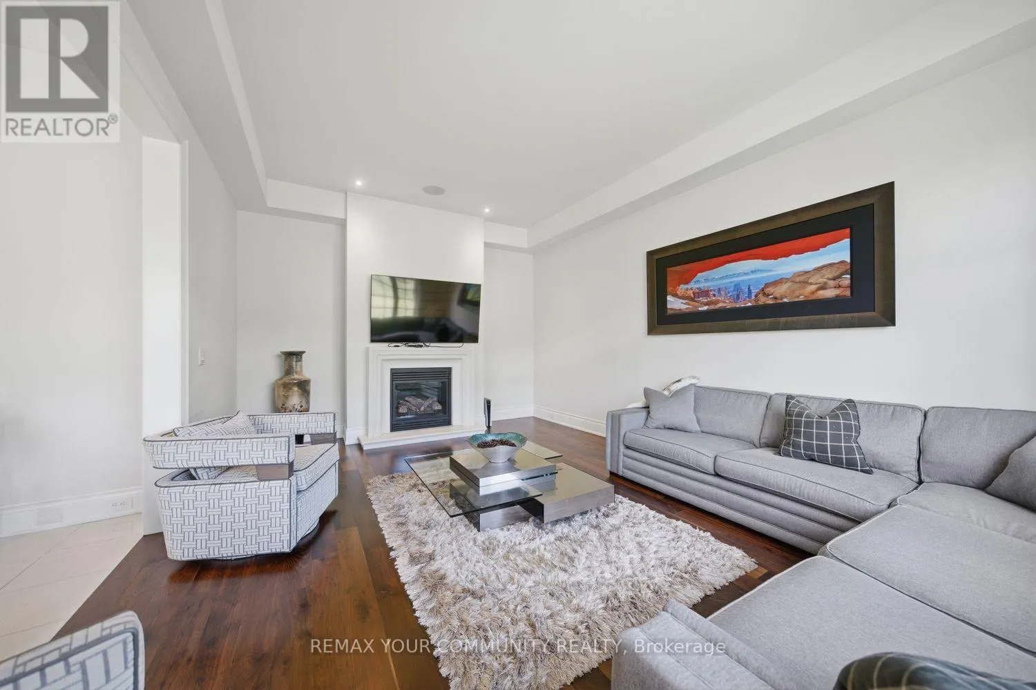 35 ANNSLEYWOOD COURT