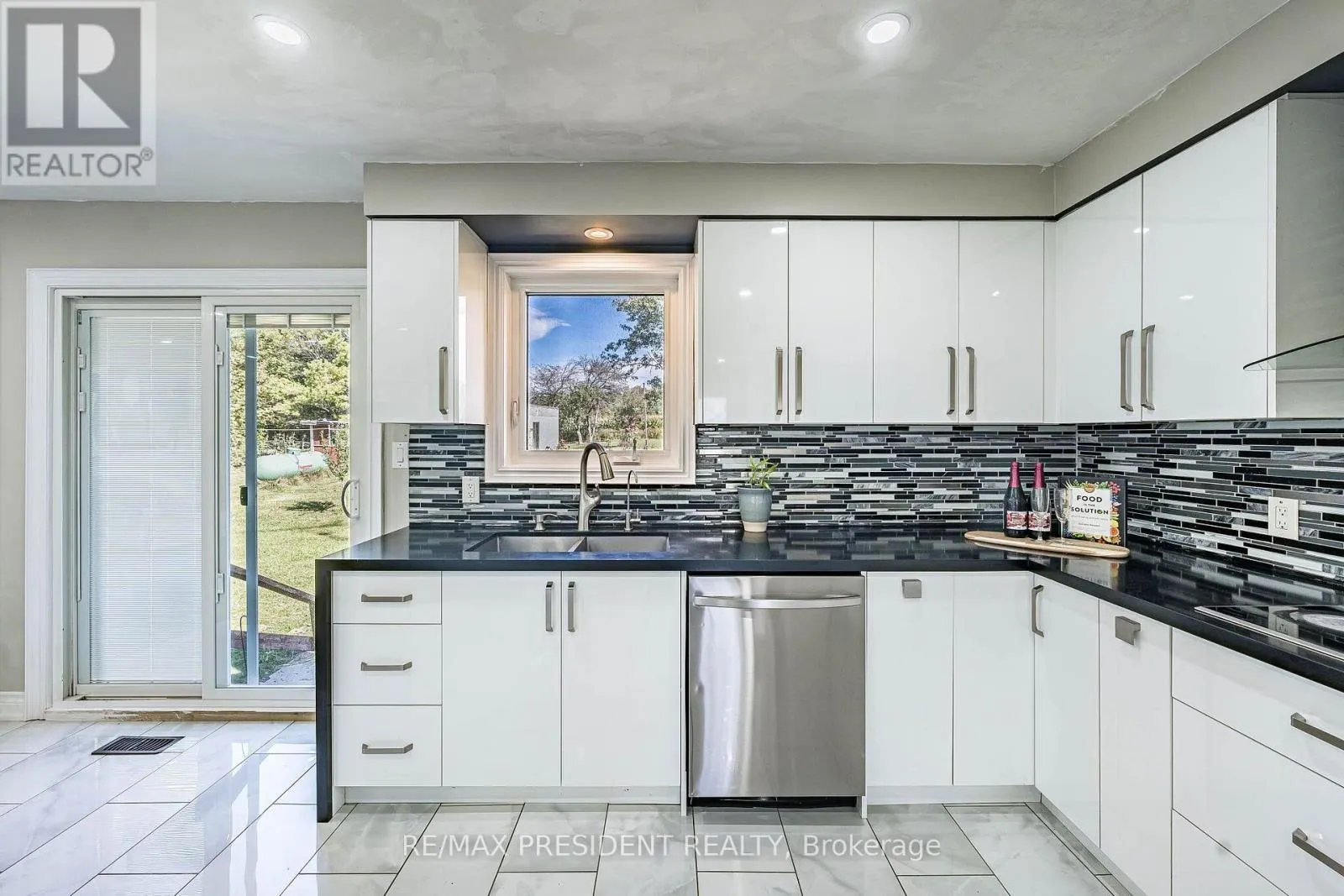 3077 ADJALA TECUMSETH TOWNLINE