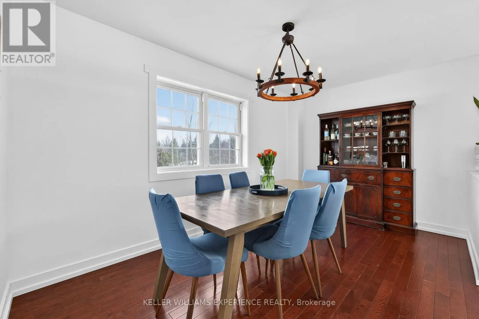 2 ALGONQUIN HEIGHTS COURT