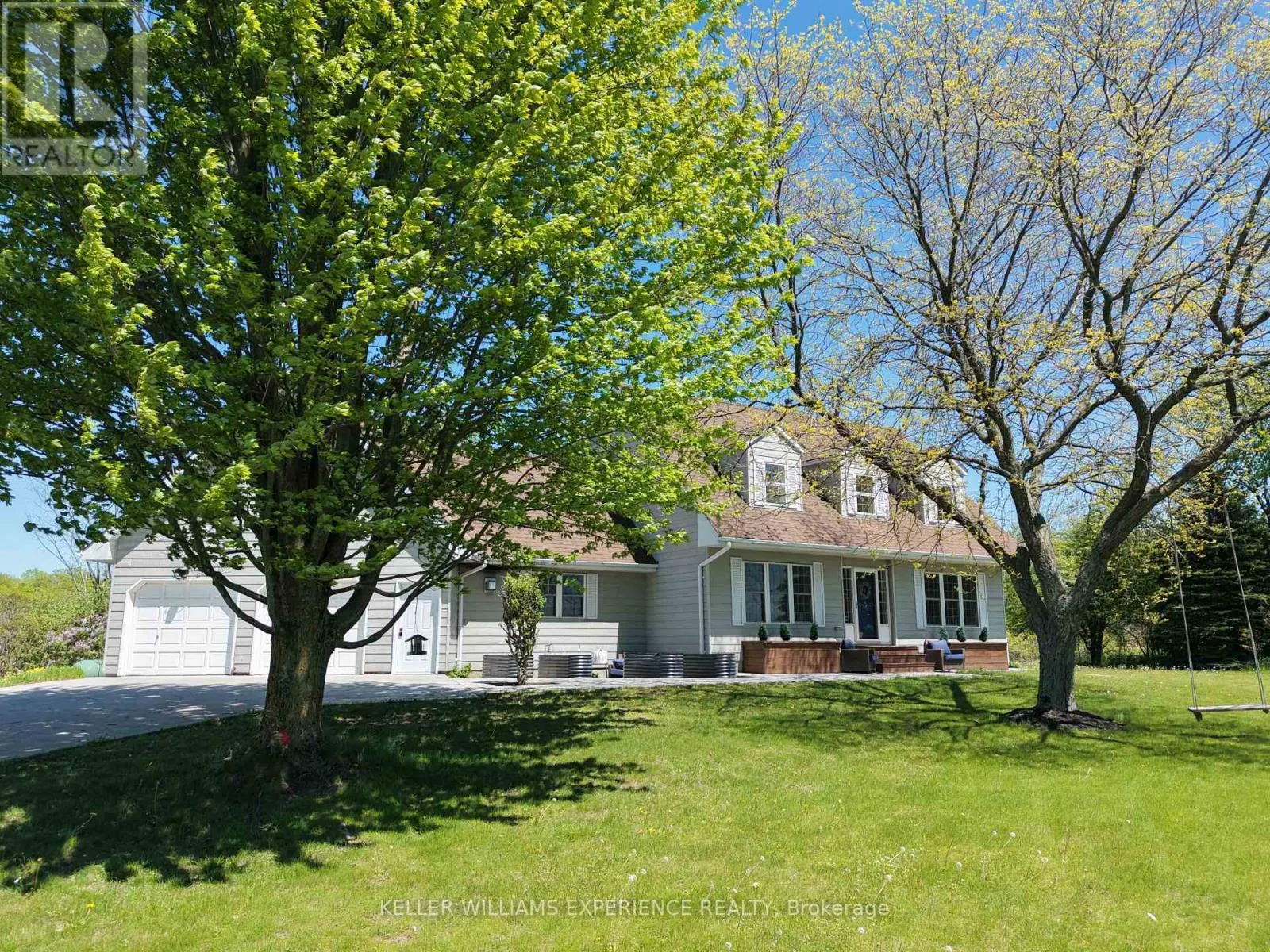 2 ALGONQUIN HEIGHTS COURT