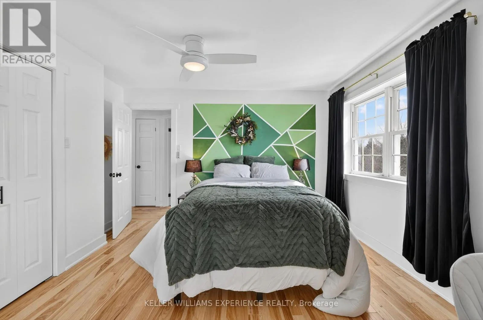 2 ALGONQUIN HEIGHTS COURT
