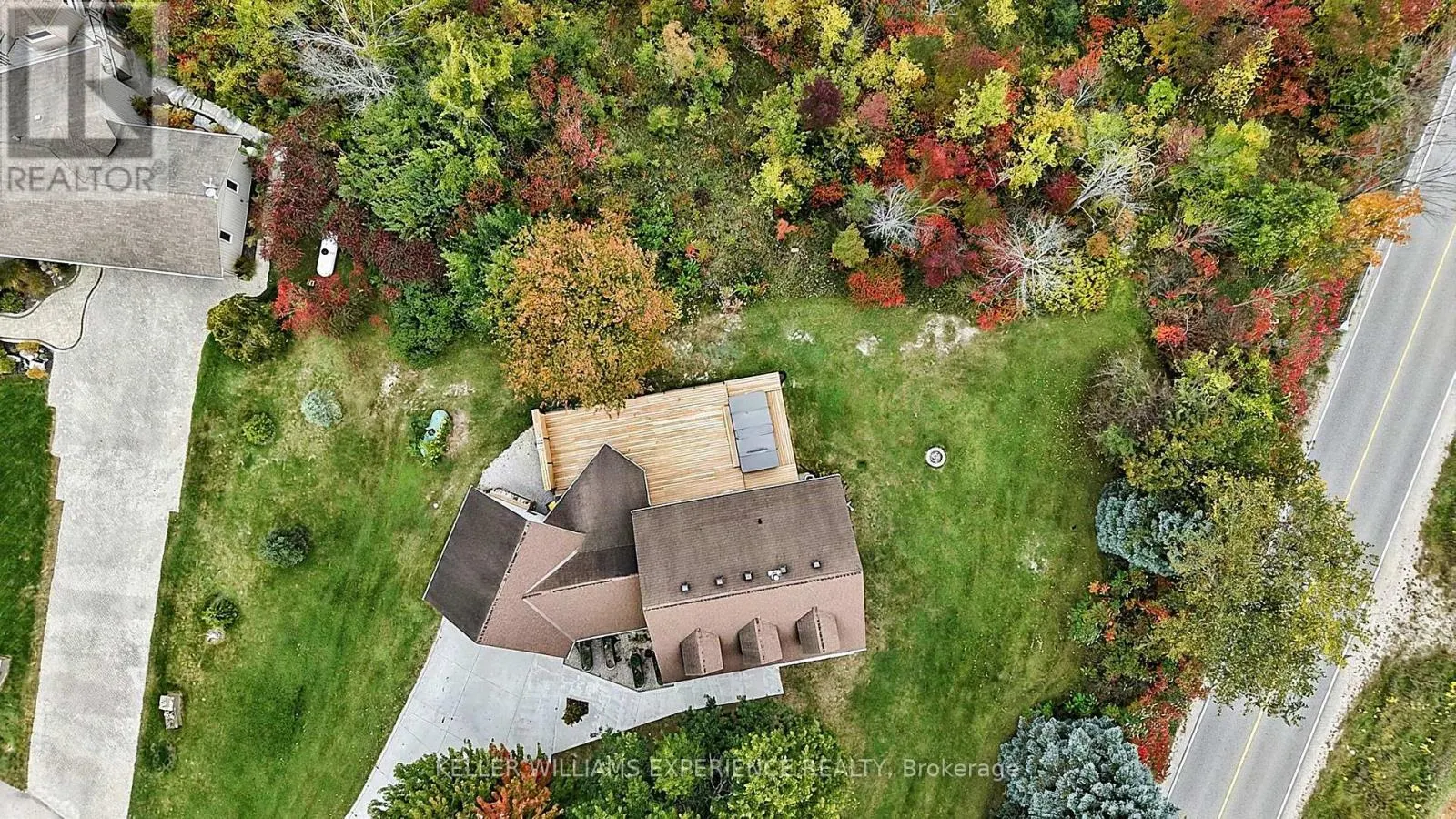 2 ALGONQUIN HEIGHTS COURT