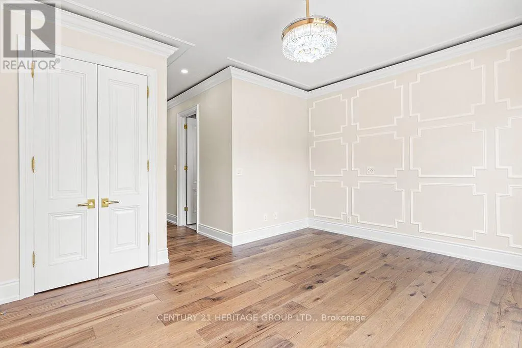 4 LOCH ERNE LANE