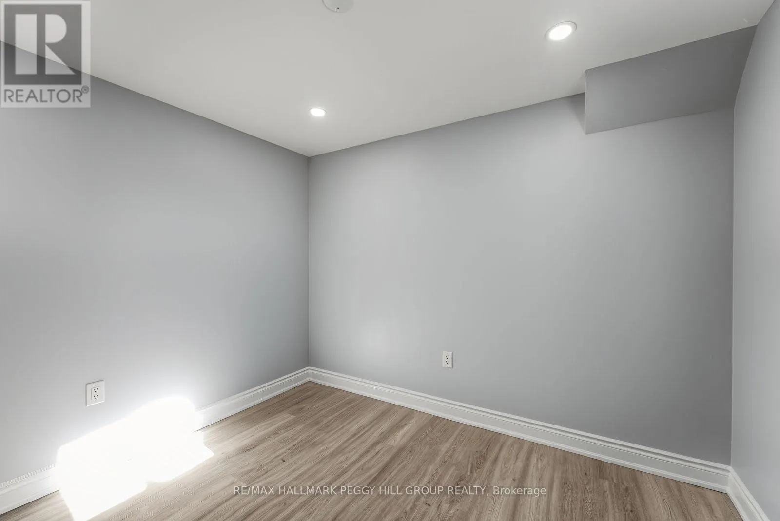 LOWER - 17 TURLEY WAY