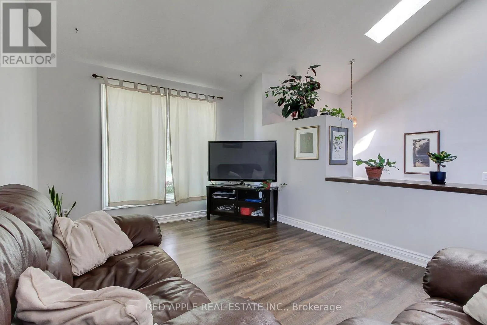 2277 SCYTHES STREET