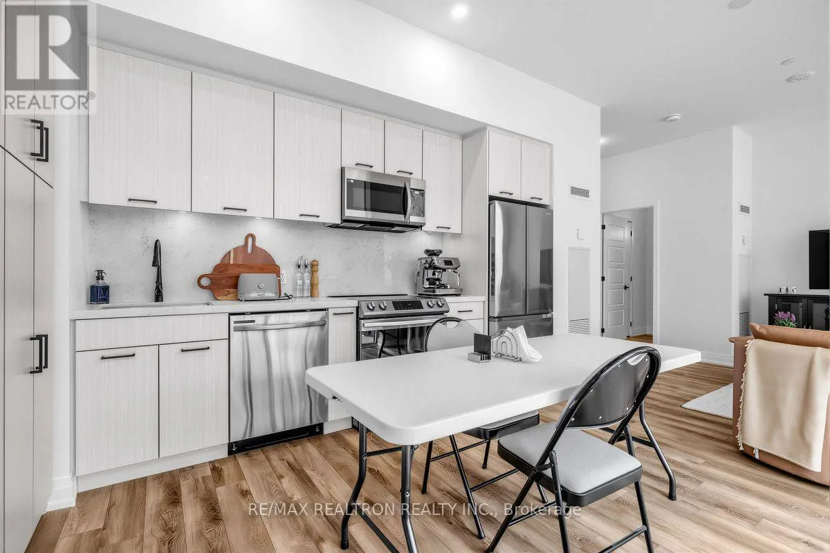 456 - 415 SEA RAY AVENUE