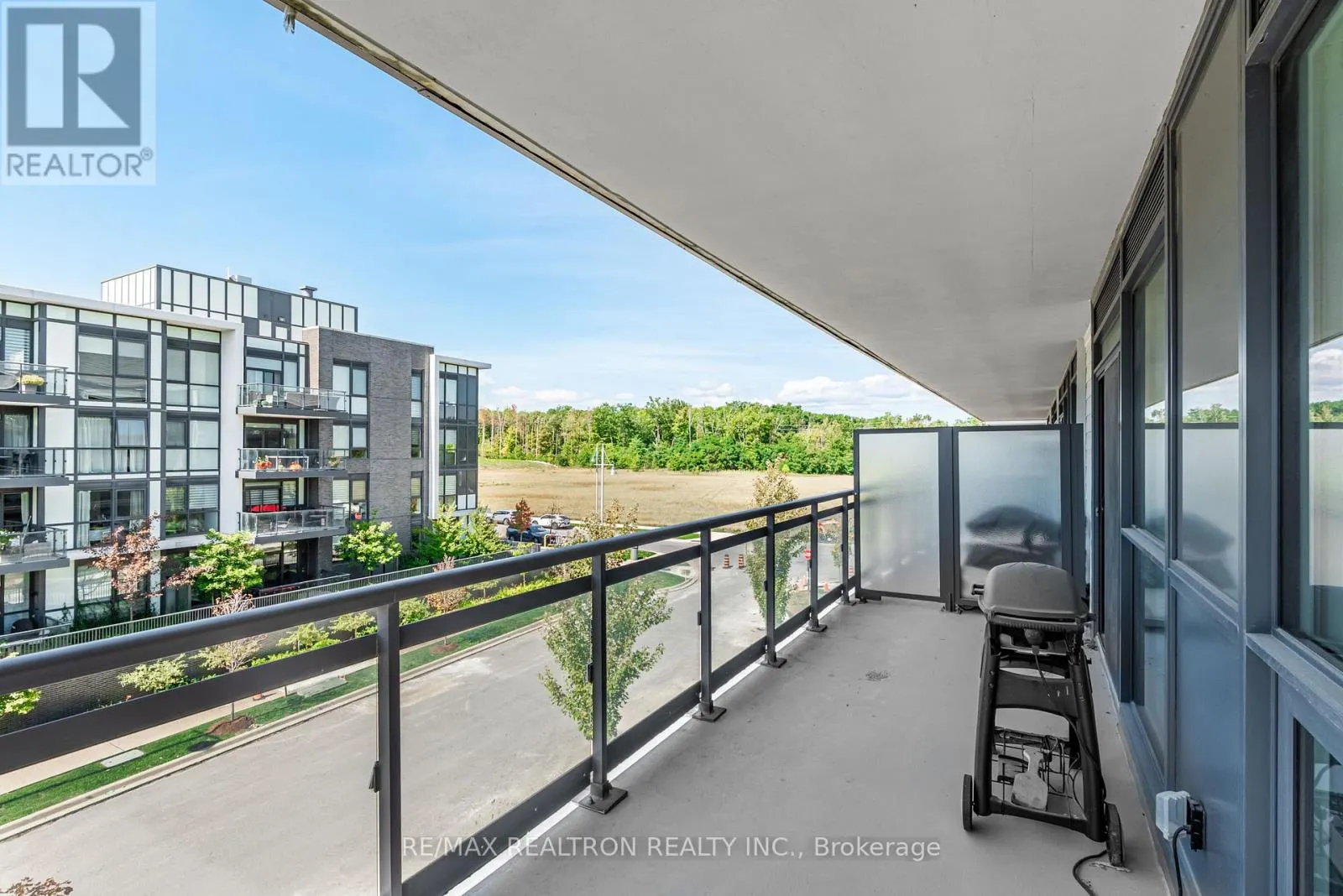 D315 - 333 SEA RAY AVENUE