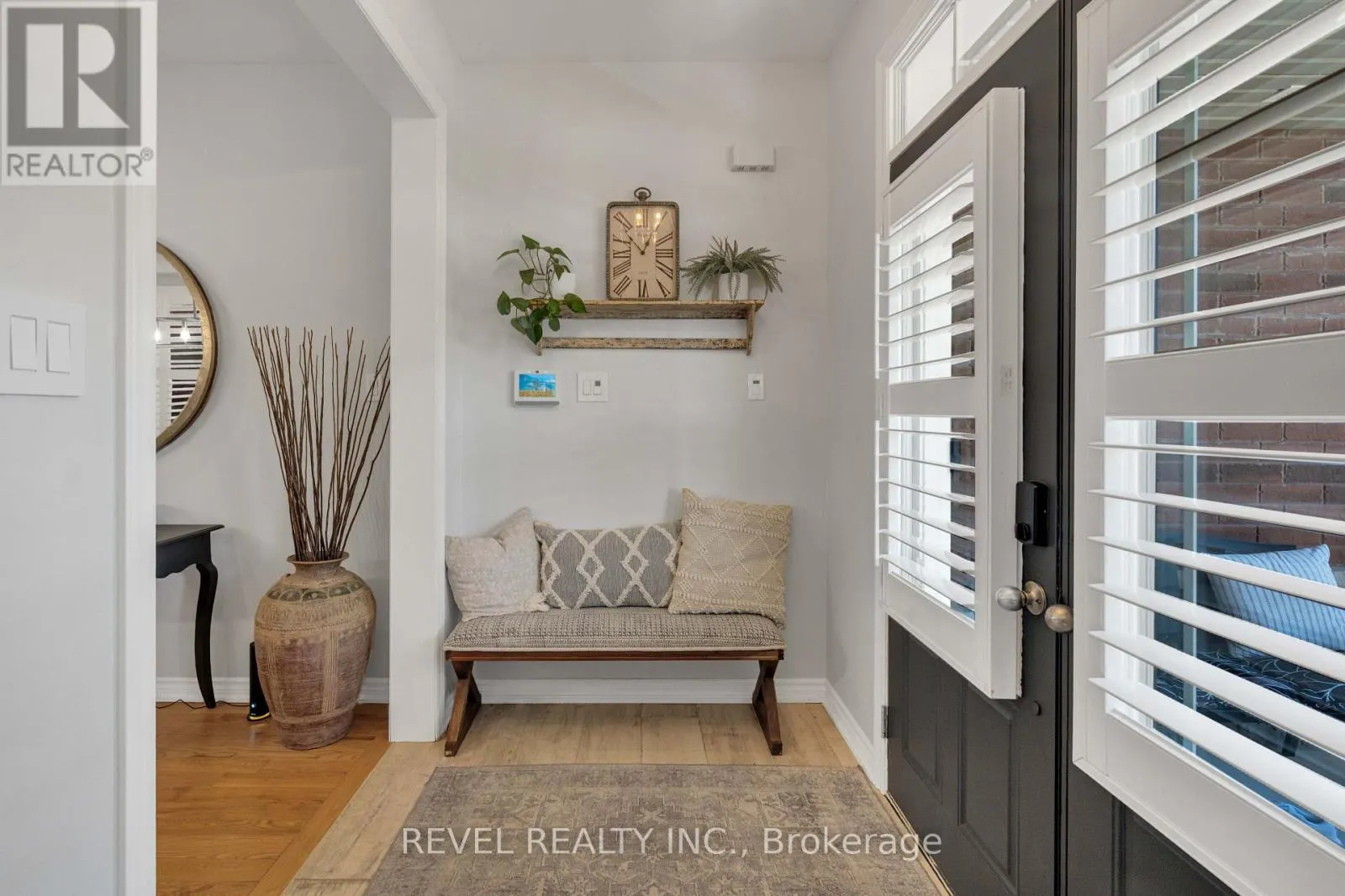 6 MCKAY AVENUE