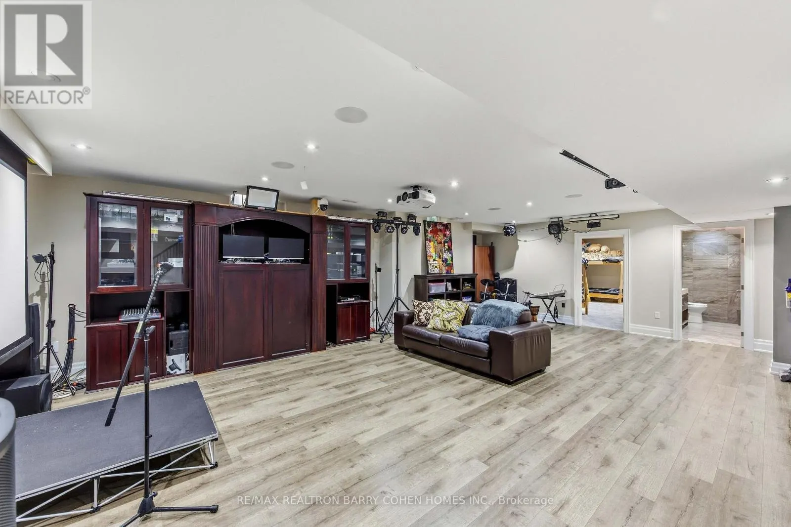 65 PARR PLACE