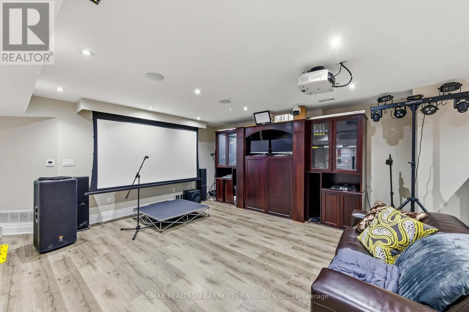 65 PARR PLACE