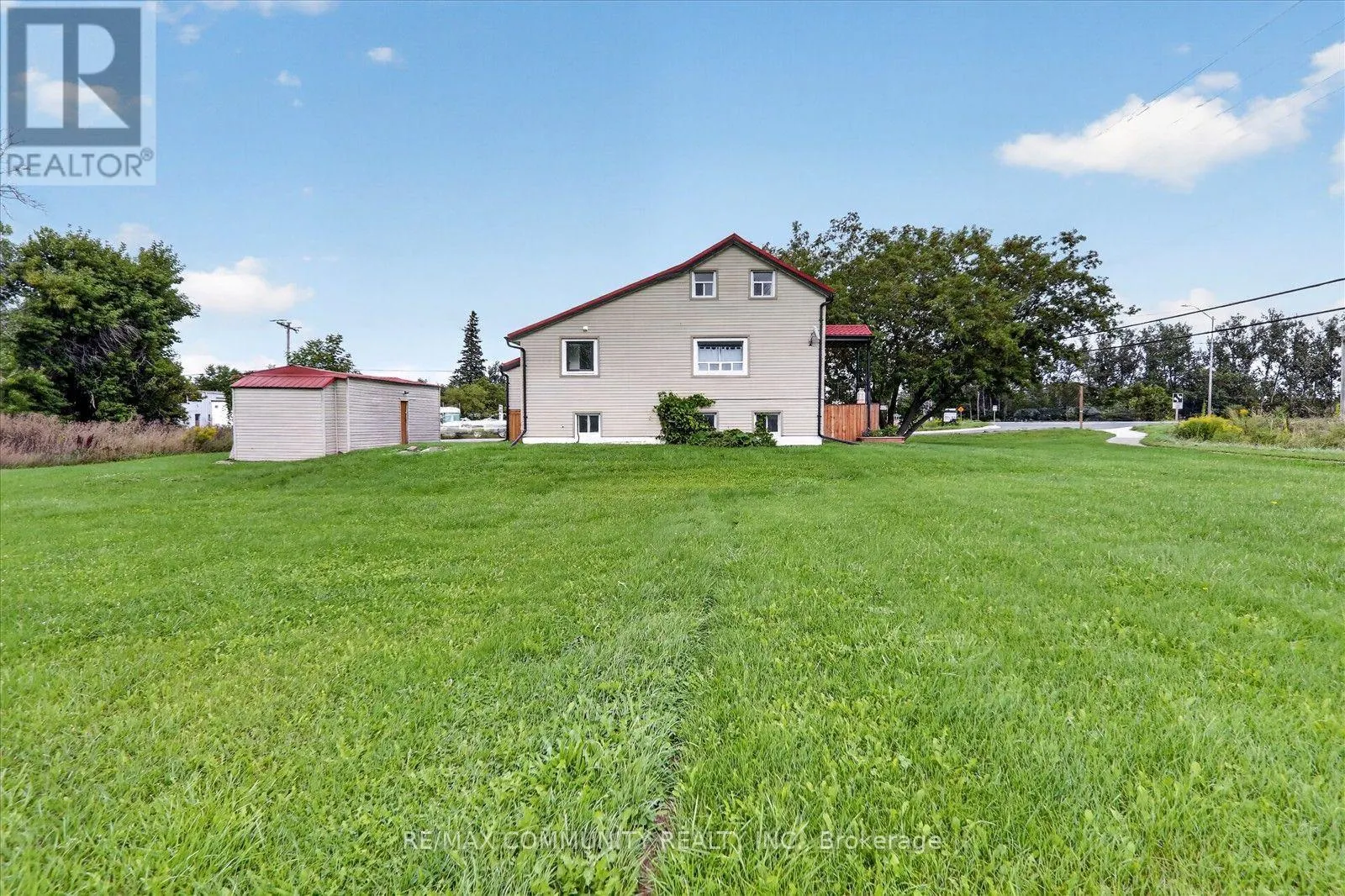 6 SUNKIST ROAD